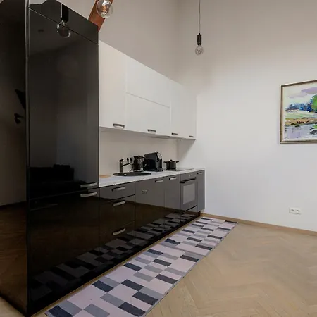 Modern Apartment In Riga Prestigious Quiet Center Exterior photo